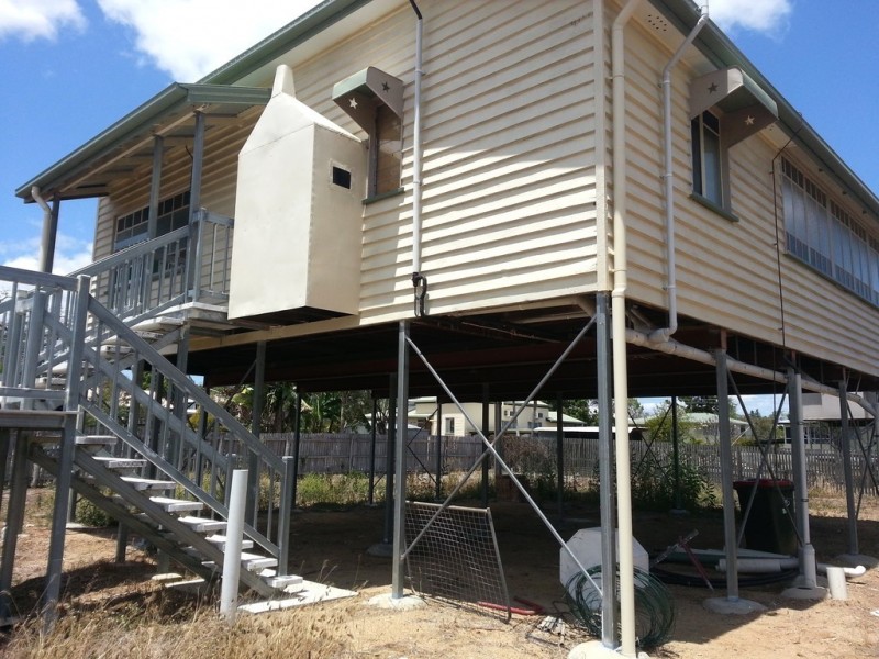 38 PETERSON STREET, West Rockhampton QLD 4700
