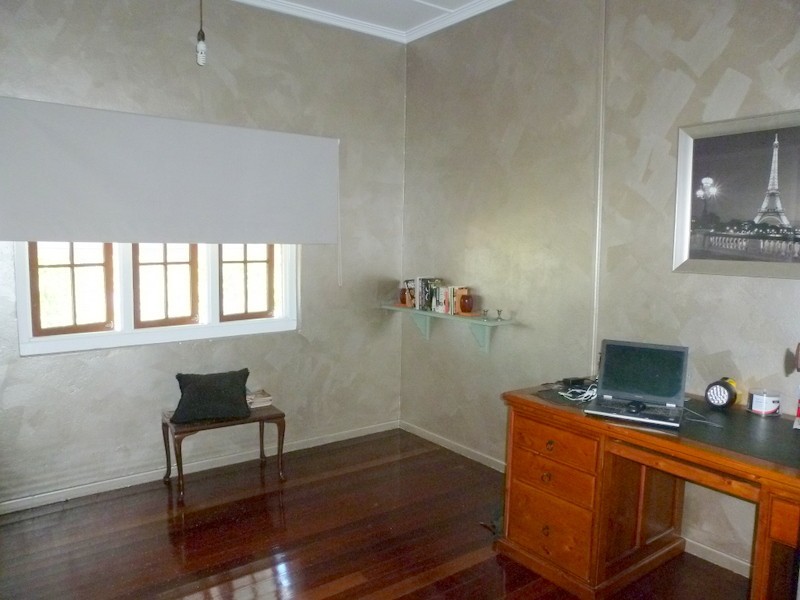 130 SPIKE STREET, Berserker QLD 4701