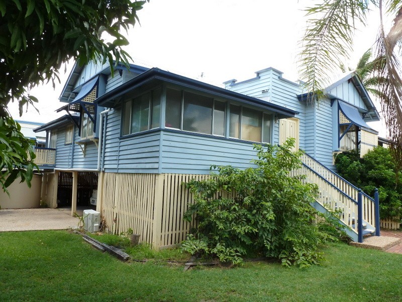 145 DENHAM STREET, Cnr Talford St., Allenstown QLD 4700