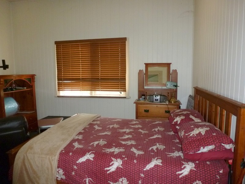 145 DENHAM STREET, Cnr Talford St., Allenstown QLD 4700
