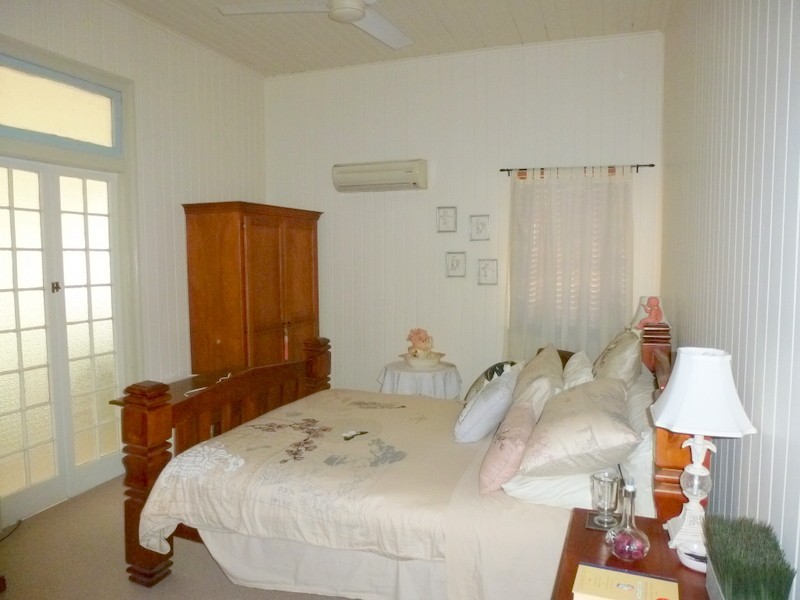 145 DENHAM STREET, Cnr Talford St., Allenstown QLD 4700