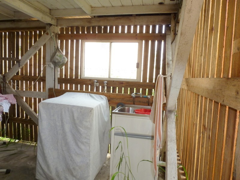 145 DENHAM STREET, Cnr Talford St., Allenstown QLD 4700