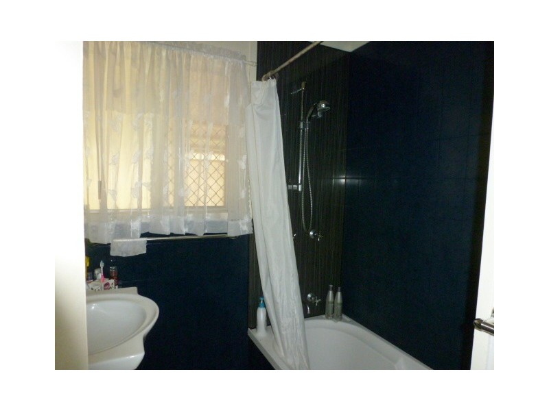 119 SISLEY STREET, Koongal QLD 4701