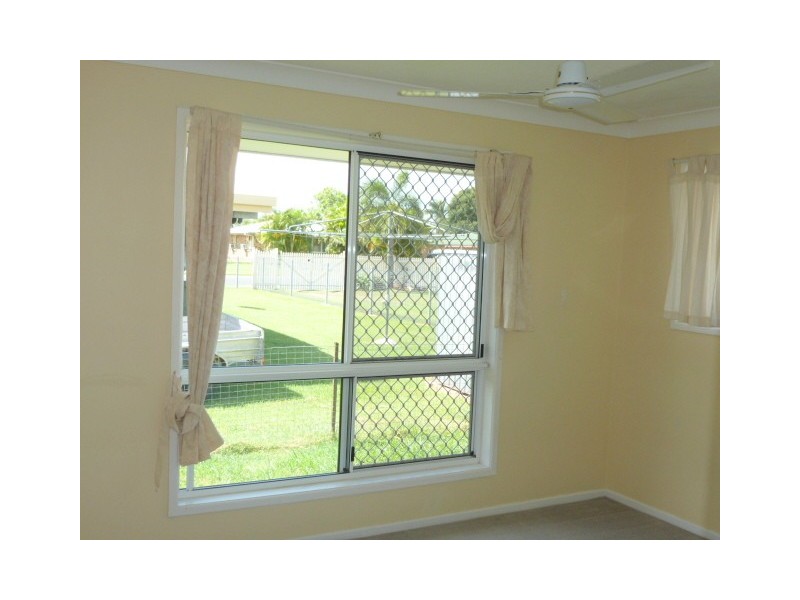 3 BEAN AVENUE, Parkhurst QLD 4702