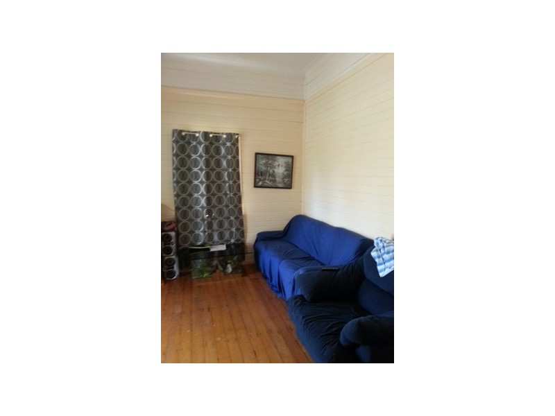 183 LAKES CREEK ROAD, Berserker QLD 4701