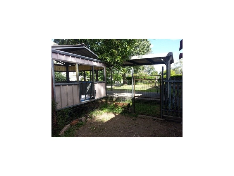 183 LAKES CREEK ROAD, Berserker QLD 4701