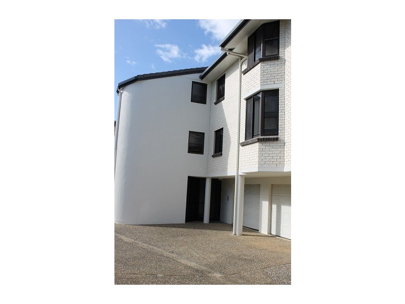 UNIT 11/ 15-19 TODD AVENUE, Yeppoon QLD 4703