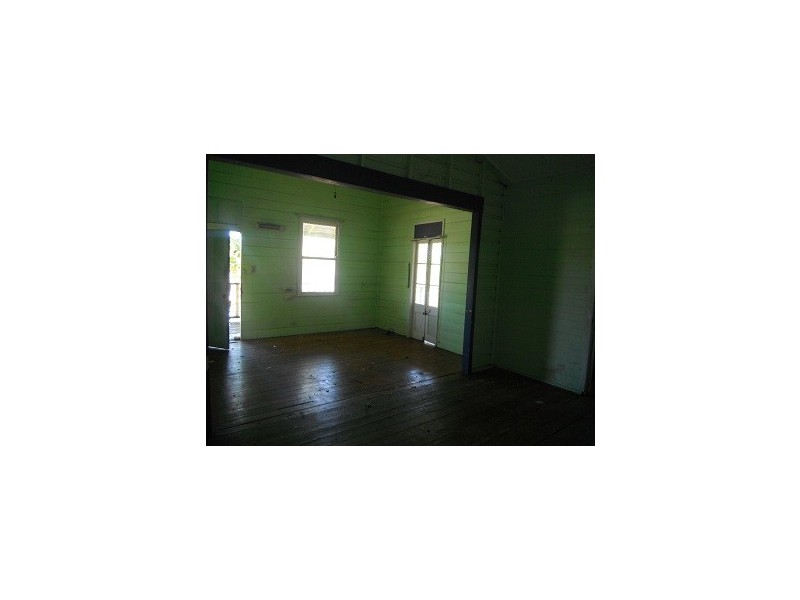 3 Coronation Drive, Mount Morgan QLD 4714