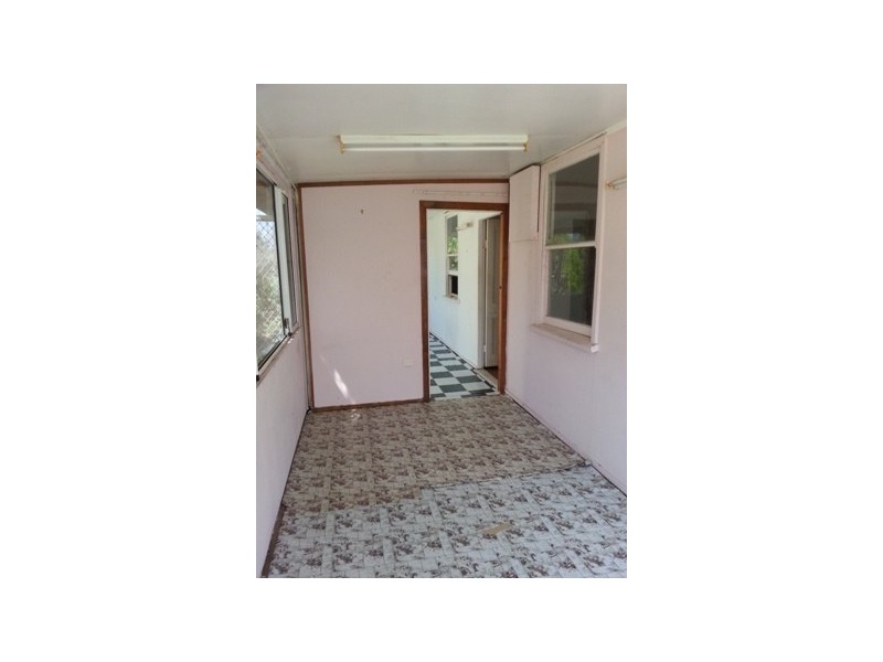 35 Beak Street, Koongal QLD 4701