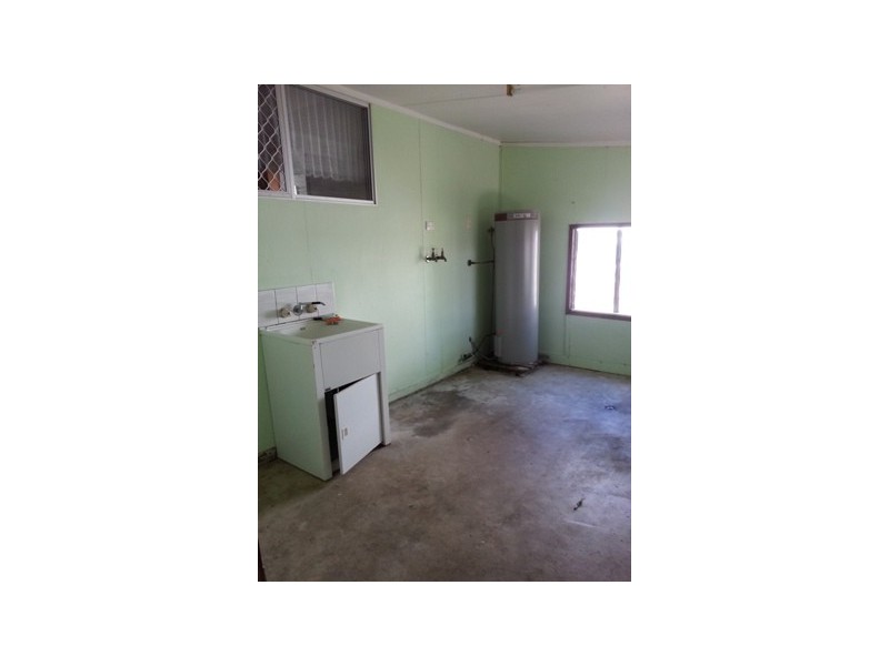 35 Beak Street, Koongal QLD 4701