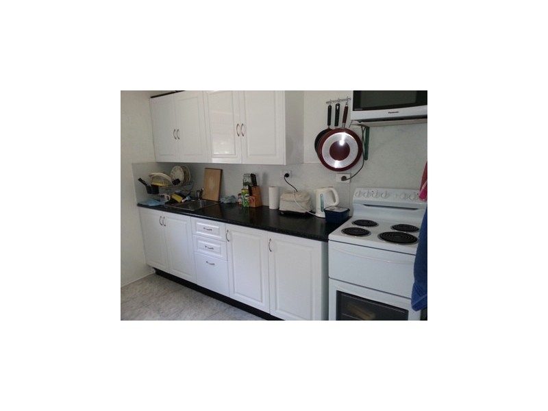 84 Dee Street, Mount Morgan QLD 4714