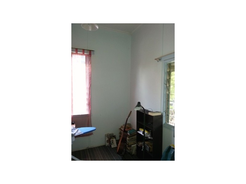 84 Dee Street, Mount Morgan QLD 4714