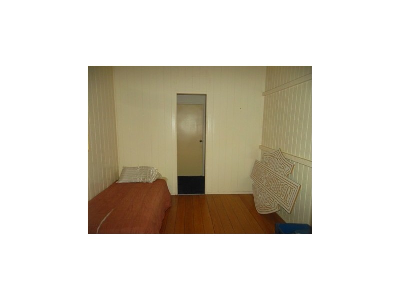 43 East Street Extended, Mount Morgan QLD 4714