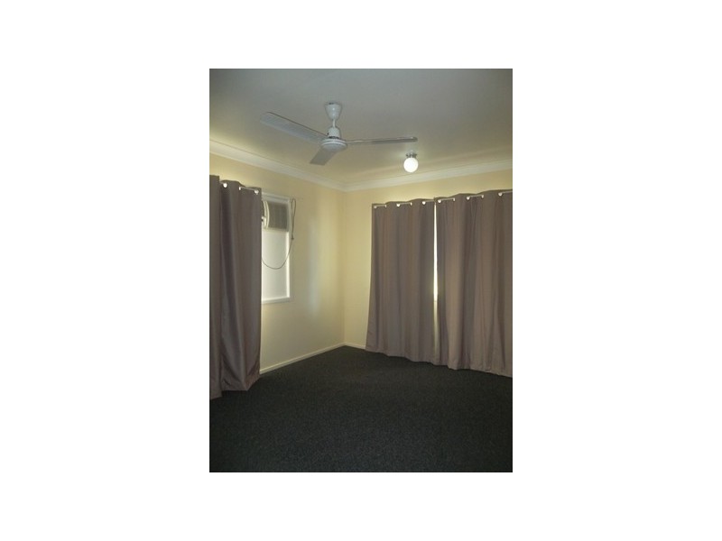 13 Buckle Street, Park Avenue QLD 4701