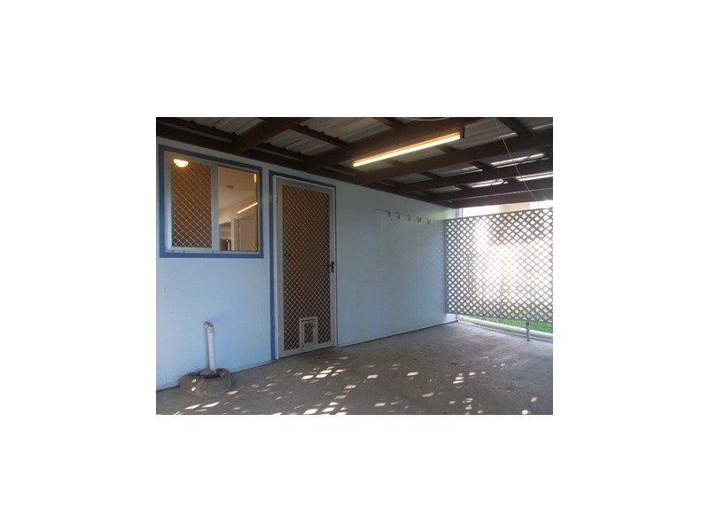 13 Buckle Street, Park Avenue QLD 4701