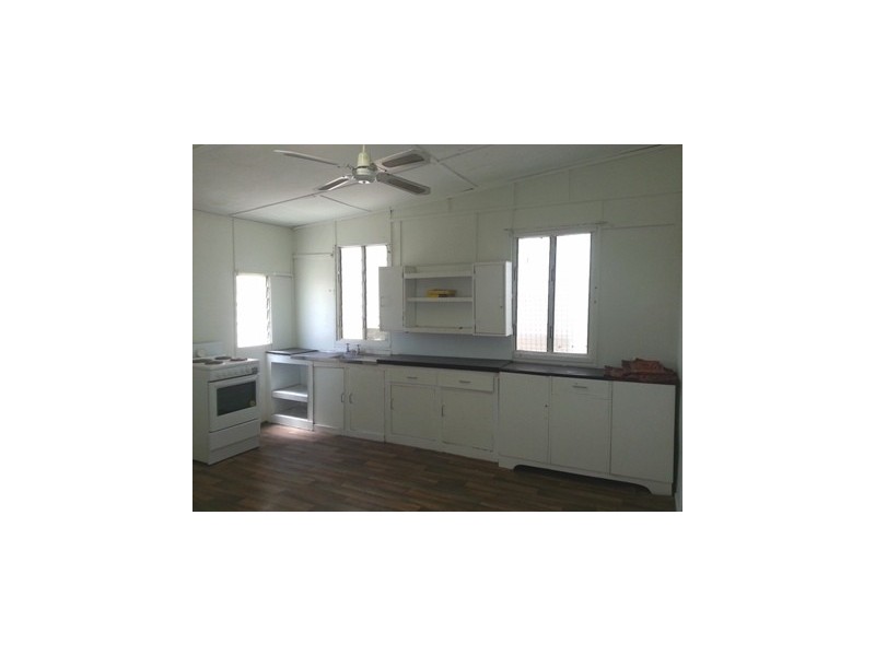 325 Campbell Street, Rockhampton City QLD 4700