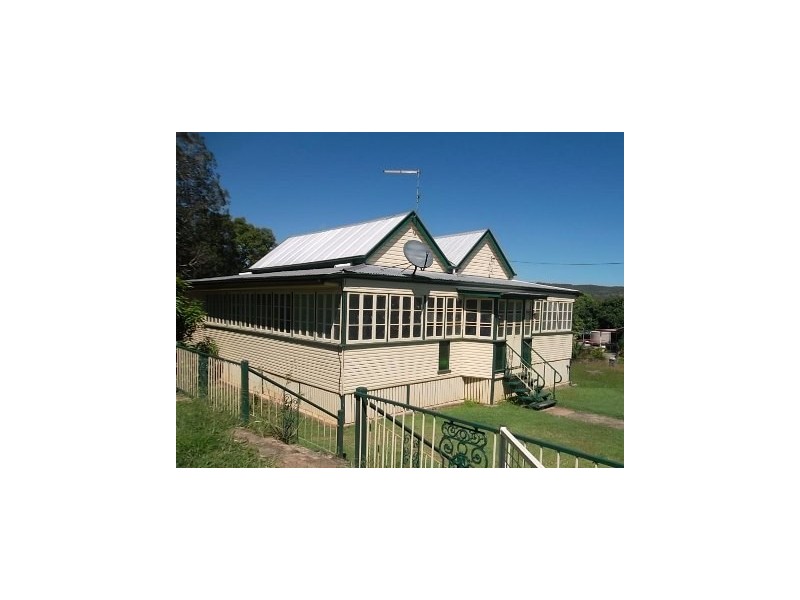 22 Dee Street, Mount Morgan QLD 4714