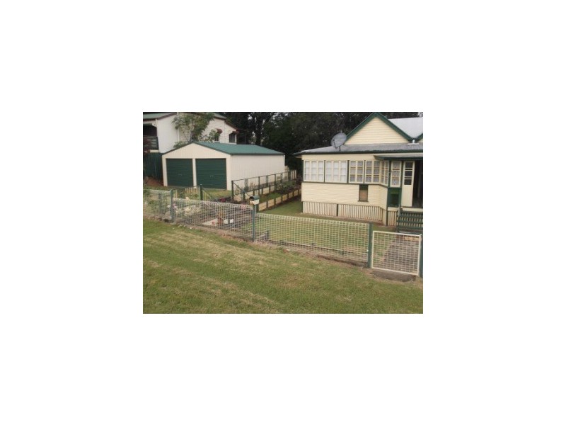 22 Dee Street, Mount Morgan QLD 4714