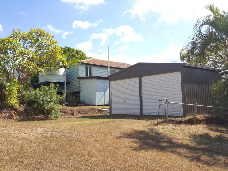 10 Hall Street, Mount Morgan QLD 4714