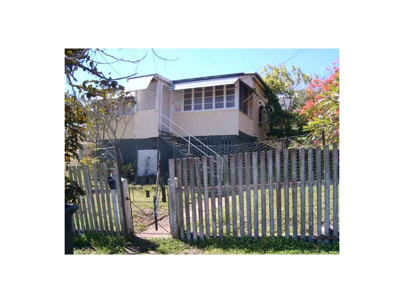 1 Coronation Drive, Mount Morgan QLD 4714