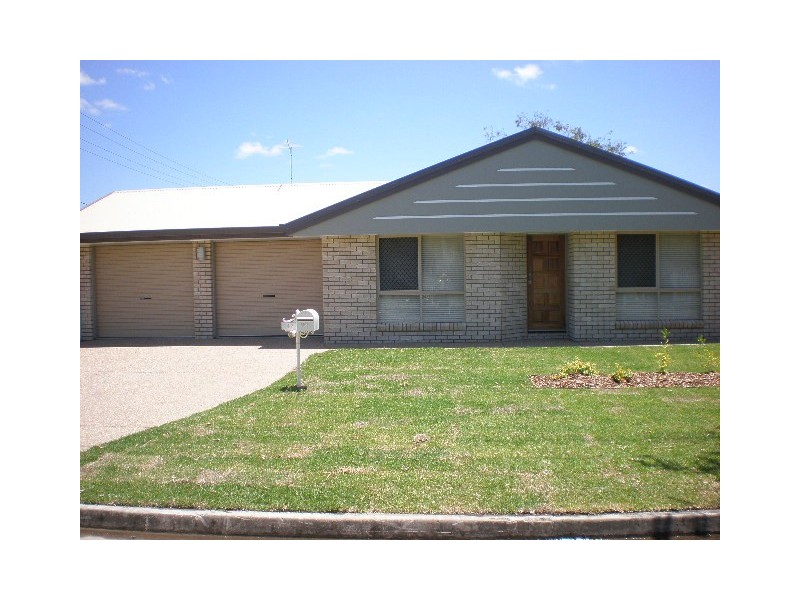 147 Earl Street, Berserker QLD 4701