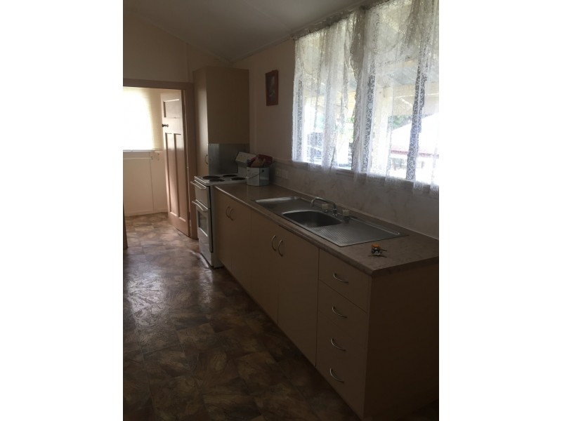2/32 Lucas Street, Berserker QLD 4701