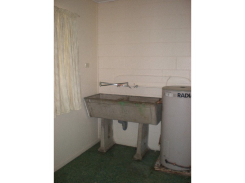 2/405 MURPHY STREET, Frenchville QLD 4701