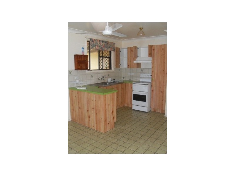 33 Buxton Drive, Gracemere QLD 4702