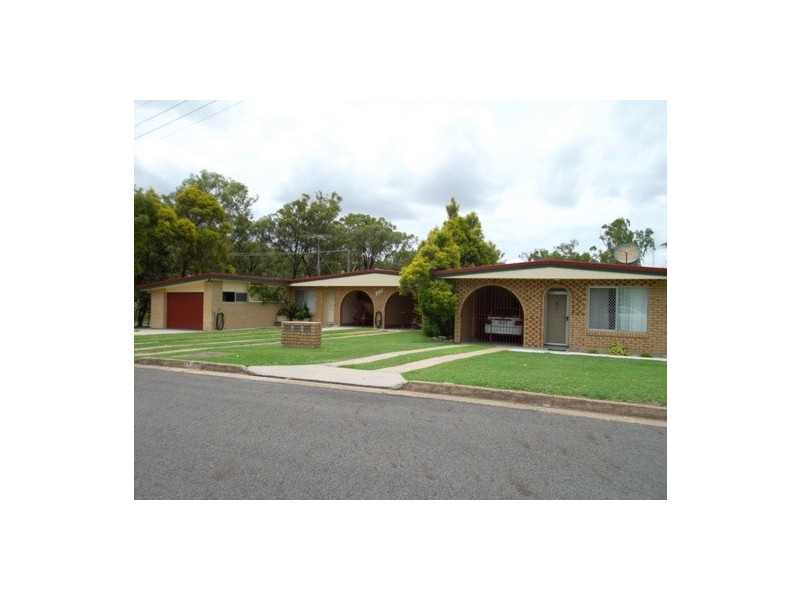 2/283 Duthie Avenue, Frenchville QLD 4701