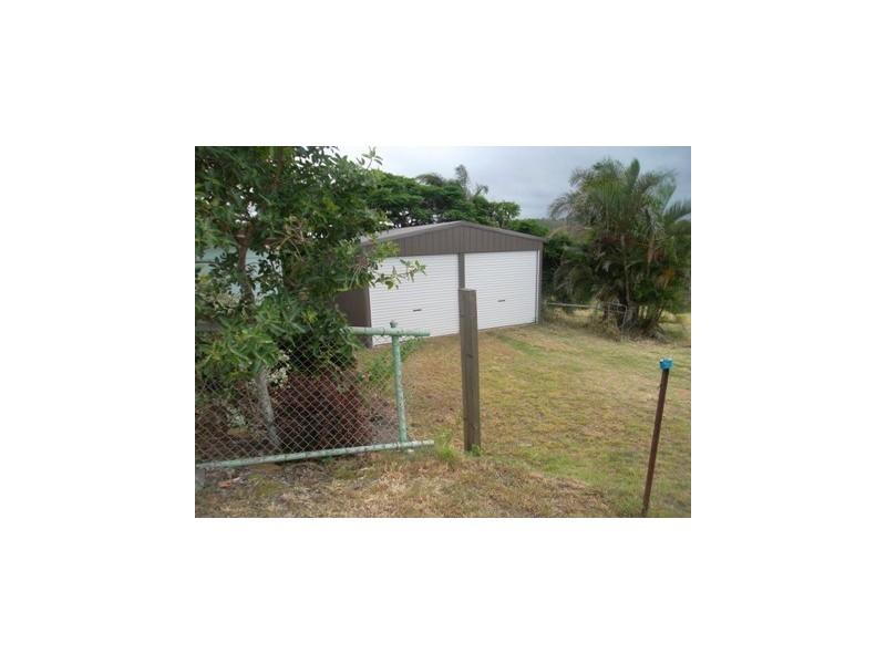 10 Hall Street South, Mount Morgan QLD 4714