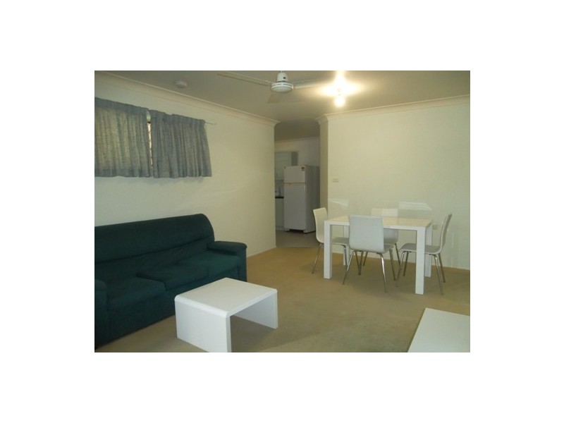 2/4 Sheedy Avenue, Frenchville QLD 4701