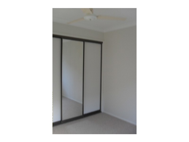 2/290 Bloxsom Street, Koongal QLD 4701
