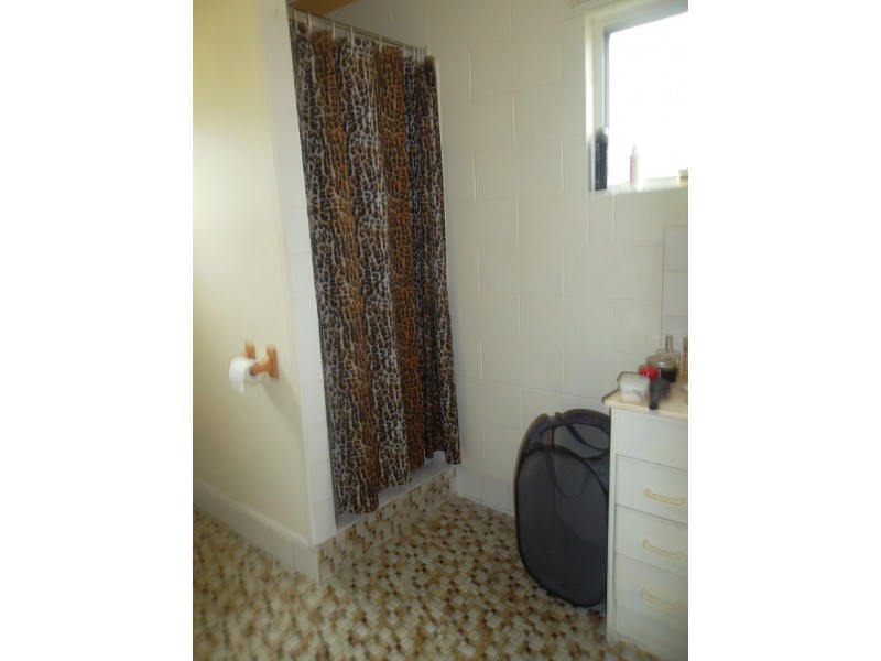 2/132 Alexandra Street, Park Avenue QLD 4701