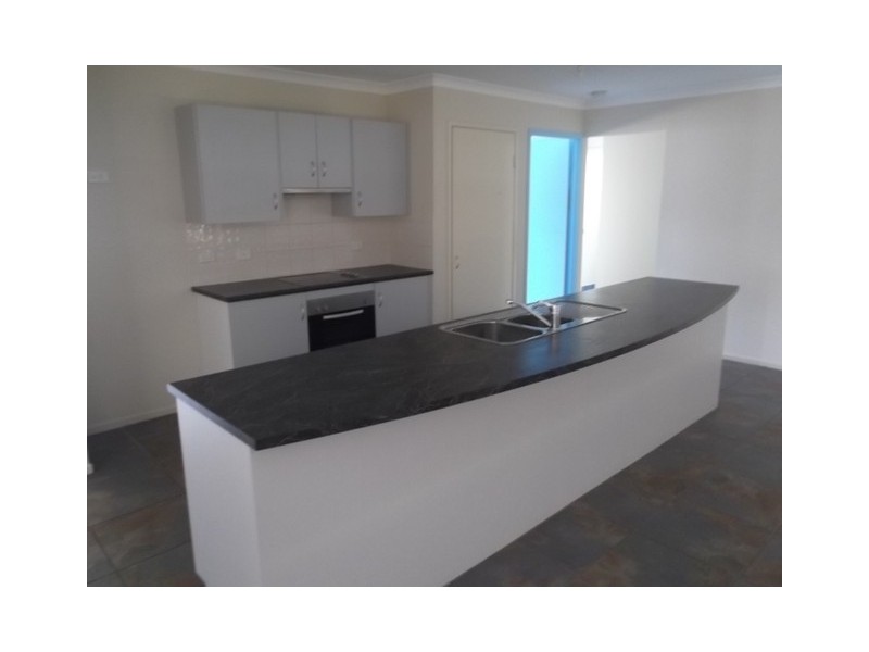 8 Kilkenny Court, Norman Gardens QLD 4701