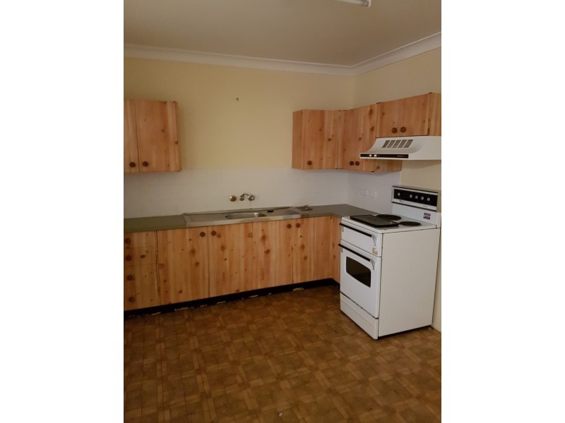 1/305 Mills Avenue, Frenchville QLD 4701