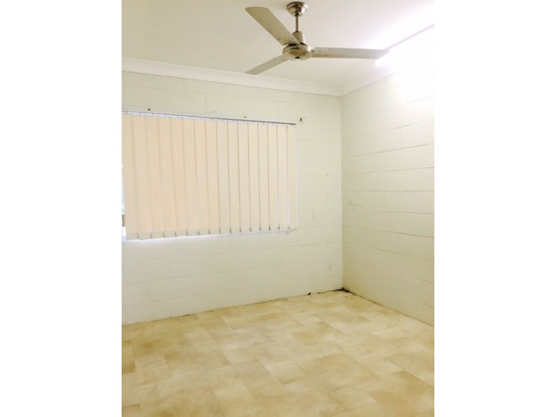 2/3 Crick Street, Kawana QLD 4701