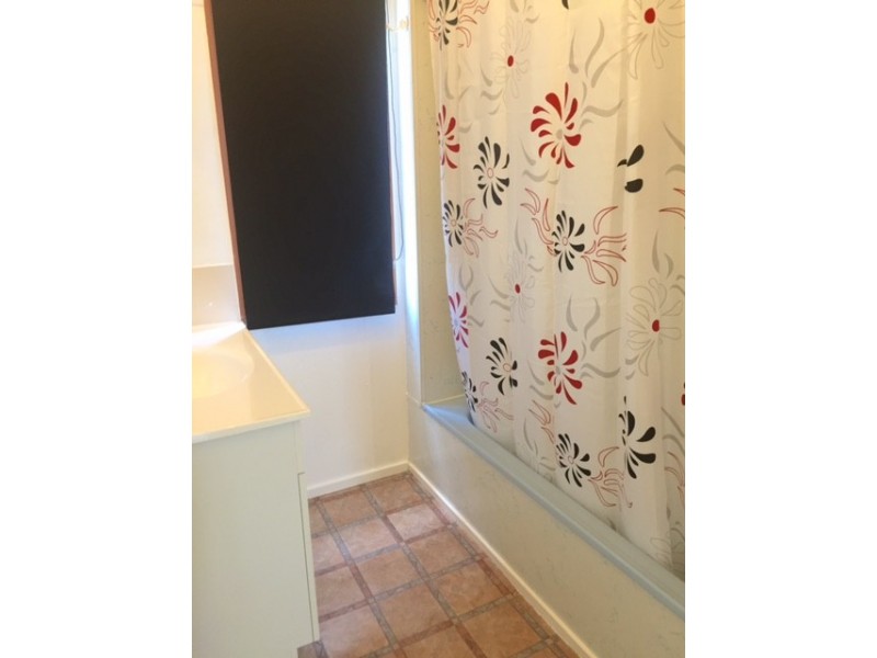 72 Charles Street, Berserker QLD 4701