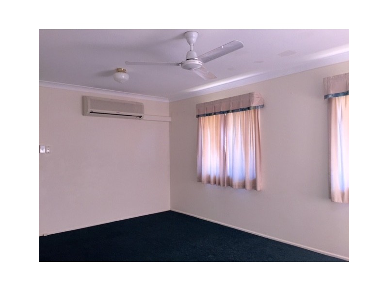 2/58 Harrow Street, West Rockhampton QLD 4700