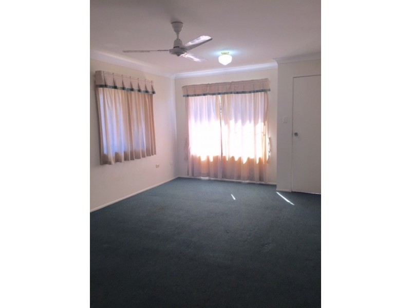 2/58 Harrow Street, West Rockhampton QLD 4700