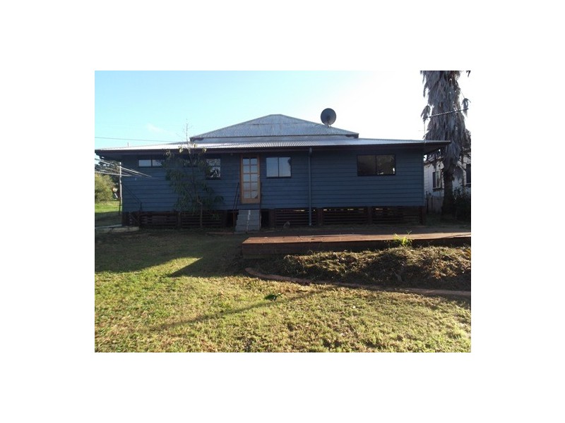 17 Grey Street, Walterhall QLD 4714