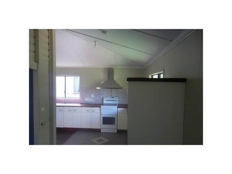 17 Grey Street, Walterhall QLD 4714