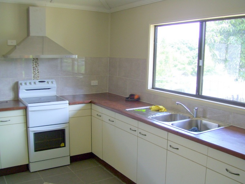 17 Grey Street, Walterhall QLD 4714