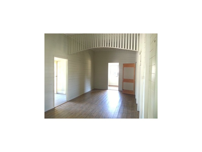 17 Grey Street, Walterhall QLD 4714
