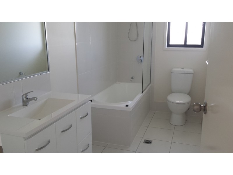 63 Temora Street, Gracemere QLD 4702