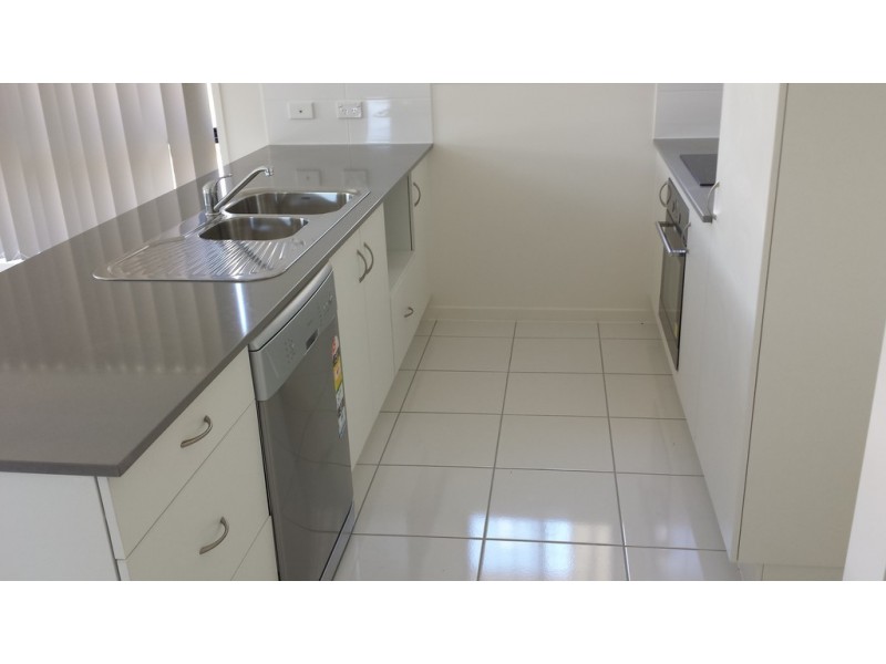 63 Temora Street, Gracemere QLD 4702