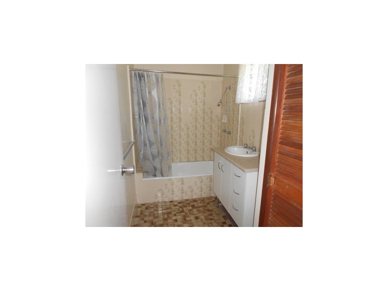 1-443 Eichelberger Street, Frenchville QLD 4701