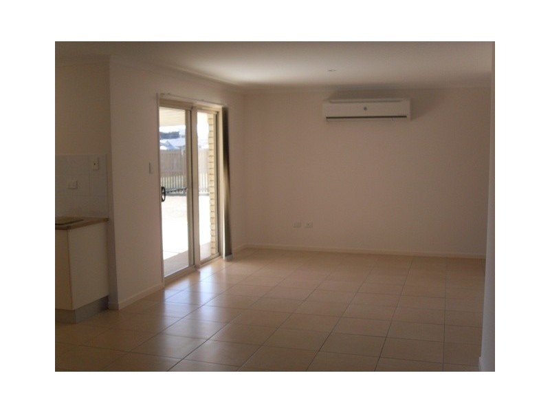 5 Tawarra Cresent, Gracemere QLD 4702