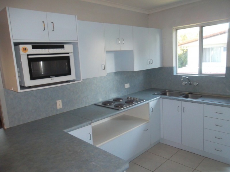 147 Water Street, Berserker QLD 4701