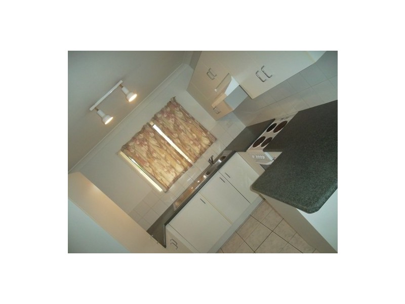 4/6 Thurston Street, Allenstown QLD 4700