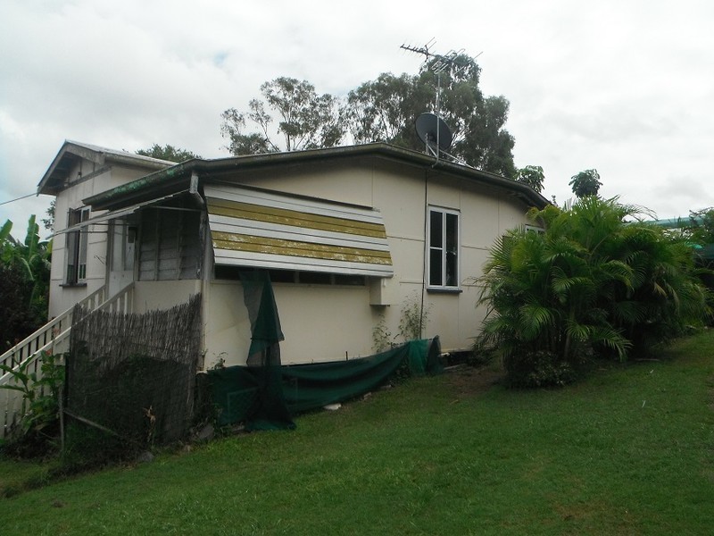 1 Nicholson Street, Mount Morgan QLD 4714